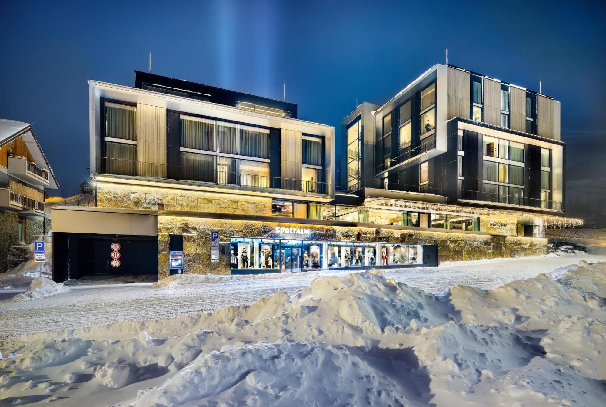 Grand Hotel Hradec Pec pod Snezkou Luaran gambar